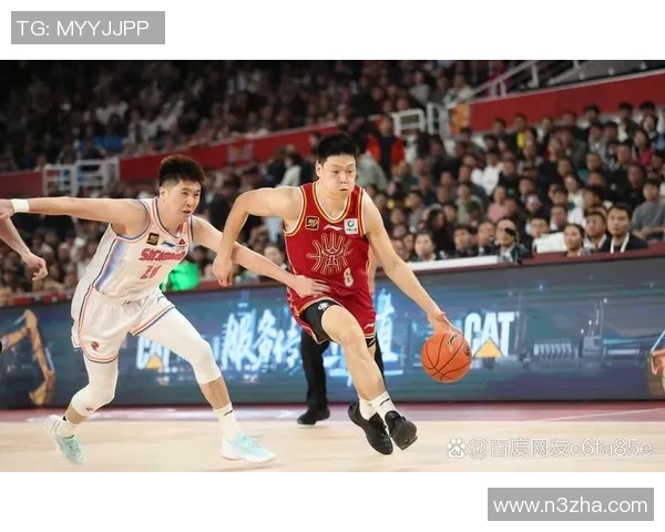 2012至2013赛季CBA精彩对决广东队迎战山东队的激烈赛事回顾